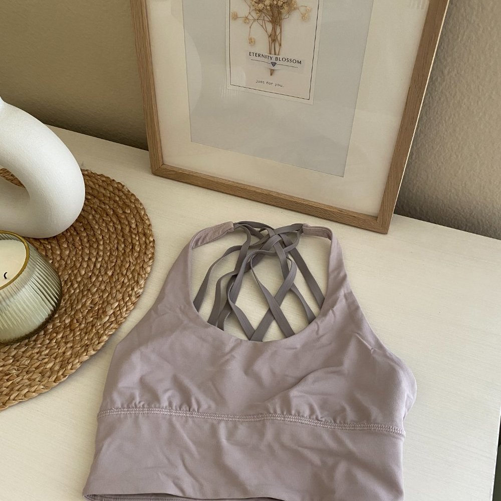 Lavender Light Purple Lululemon Strappy Sports Bra Size Small